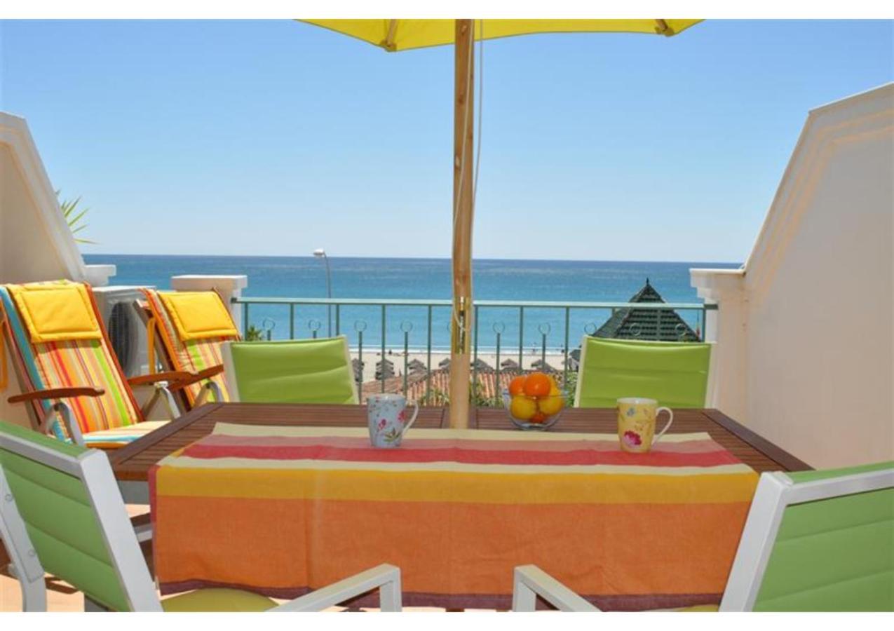 Sunny Apartment On Burriana Beach เนร์คา ภายนอก รูปภาพ